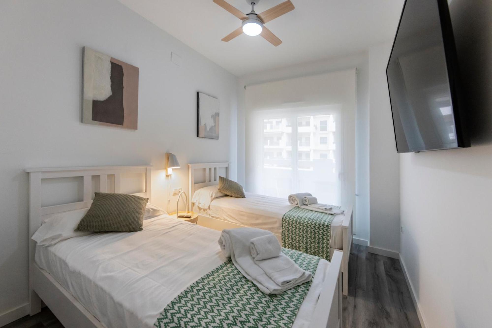 Homity Holidays - Playa Granada - Marina Golf Motril Zewnętrze zdjęcie
